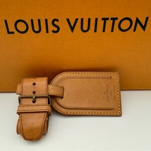 Louis Vuitton Tan Leather Luggage Tag with Poignet set